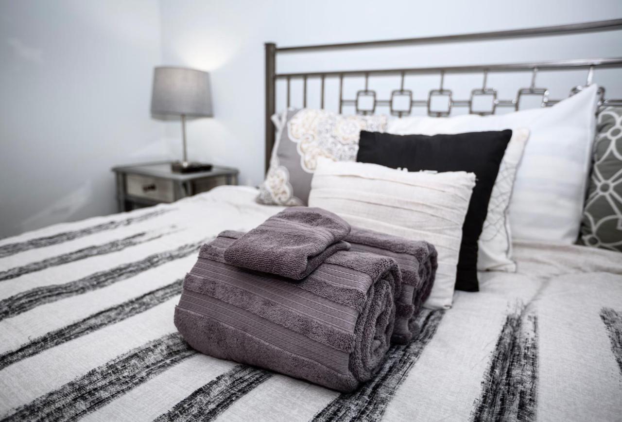 Elegant 3 Bedroom Apt With Free Parking And Balcony Nashville Exteriör bild